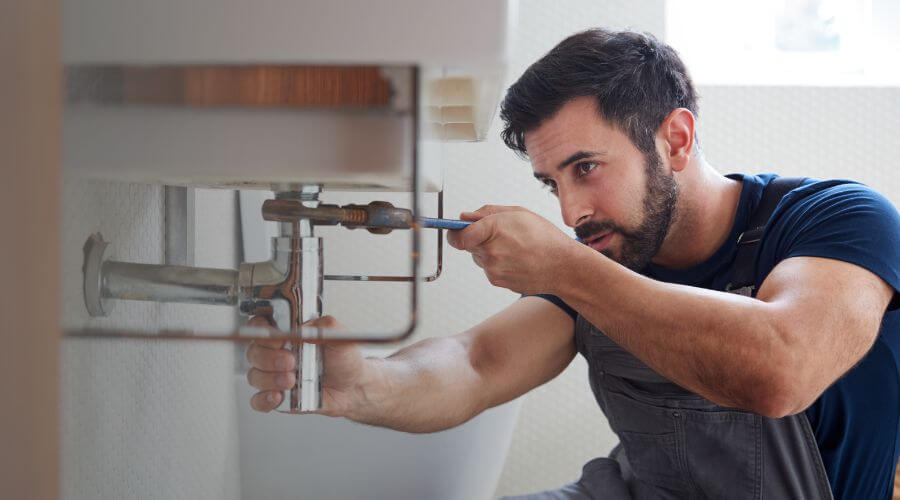 Sink faucet installation in Essie, KY